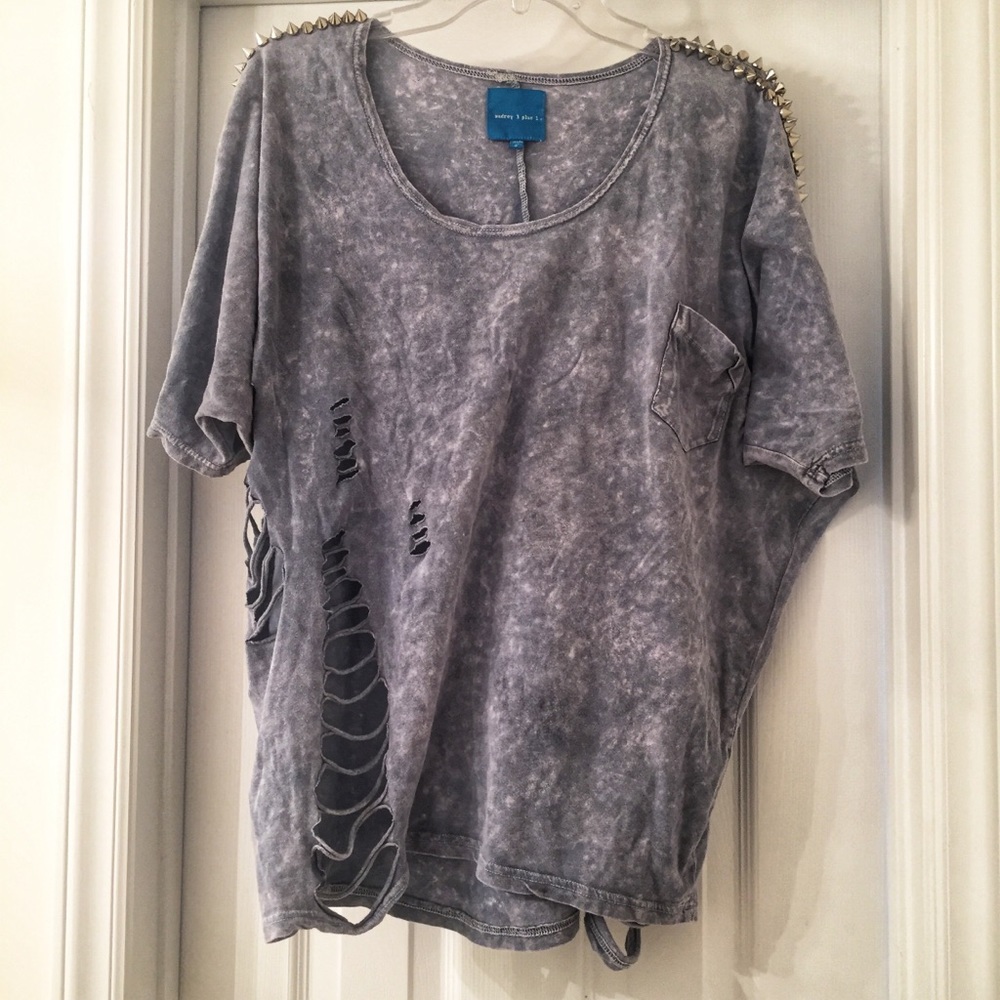 Burnout Destroyed Tee with Spikes